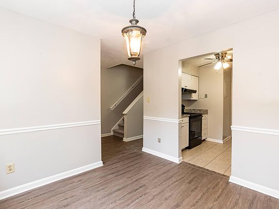 5th image of 1231 Schaub Dr