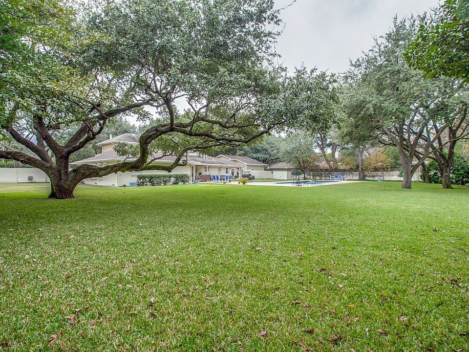 1st image of 5951 Woodland Dr