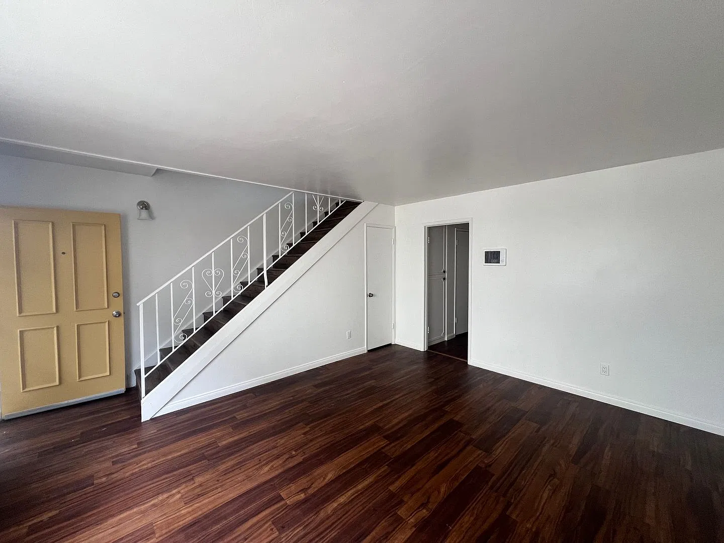 Two Bedroom, Two Bathroom Condo For Rent — Photo 4