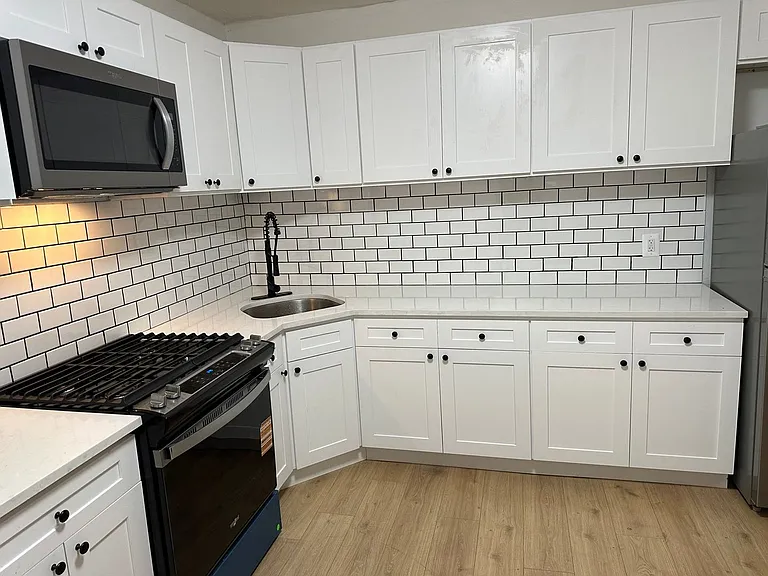 63 Whitmore St #1W — Photo 5
