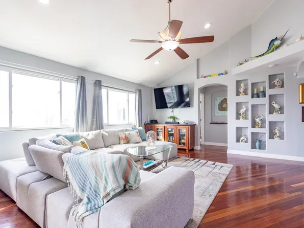 2414 Avenue P, San Leon, TX 77539