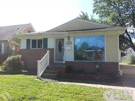 1228 E. Goulson