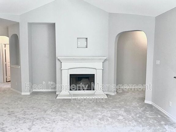 4th image of 4021 Lazy River Ranch Rd
