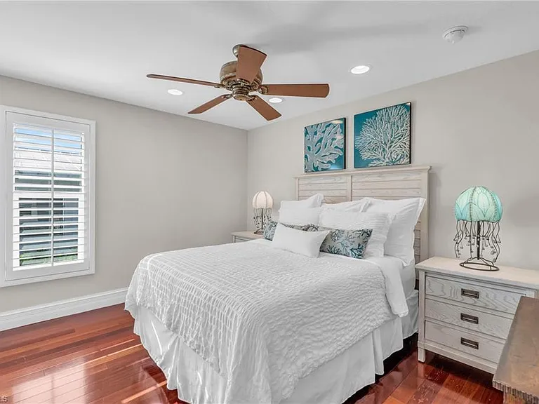 27725 Forester Dr — Photo 24