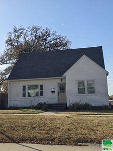 201 2nd Ave SE, Le Mars, IA, 51031