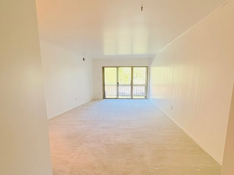 5802 Royal Ridge Dr #M — Photo 2