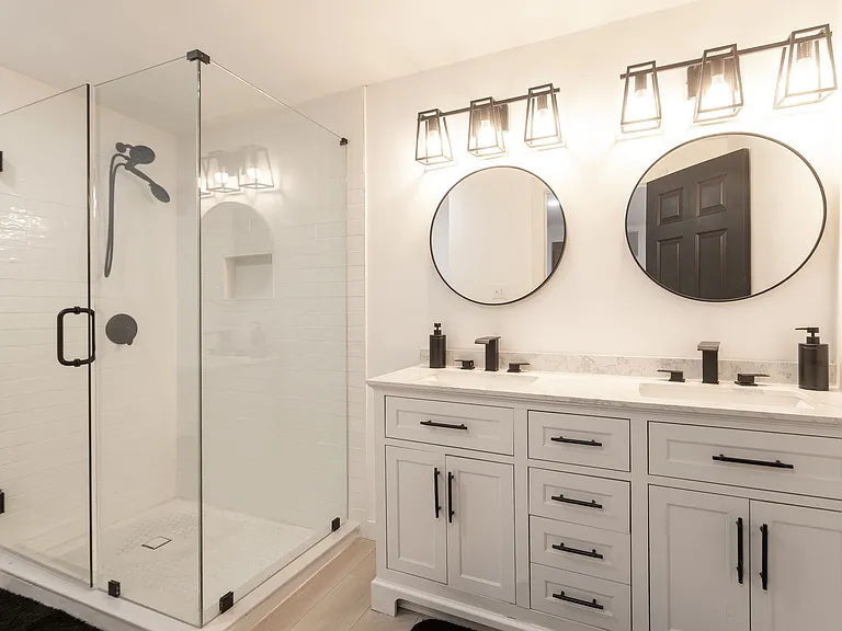 2277 Cloverdale Dr SE #8 — Photo 5
