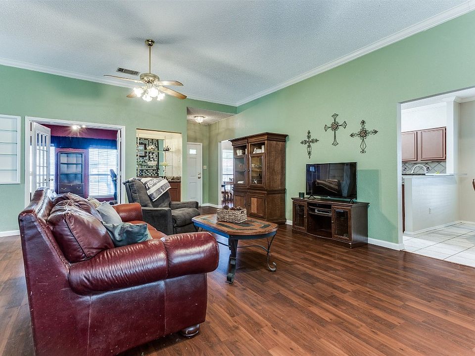 5225 Wood Creek Ln, Garland, TX 75044 Zillow