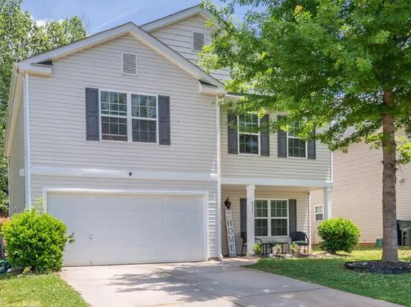 9524 Eagle Feathers Dr, Charlotte, NC 28214