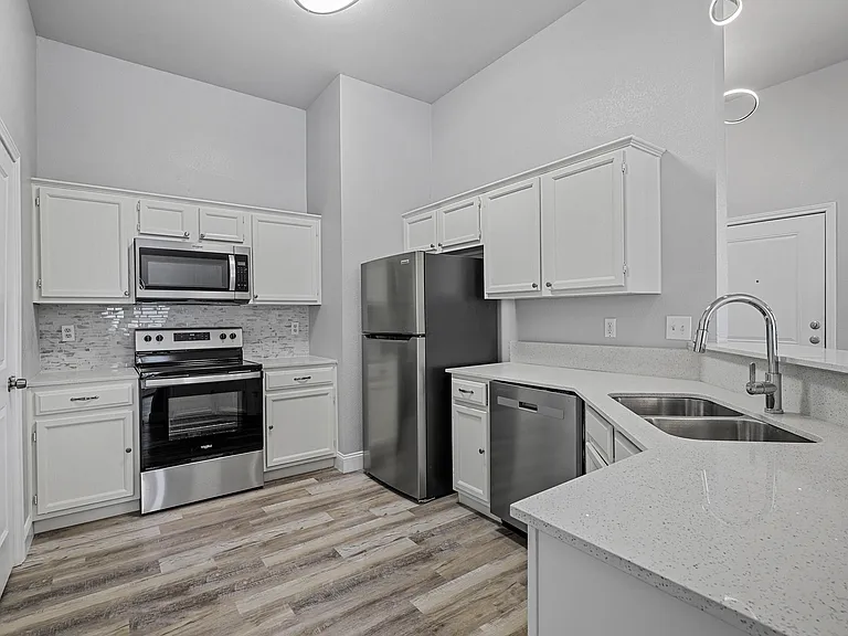 1533 Prescott Dr — Photo 20