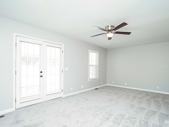 5th image of 2327 Abby Ct