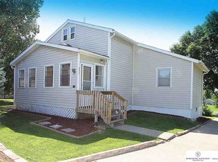 817 Verdon Ct, Plattsmouth, NE 68048