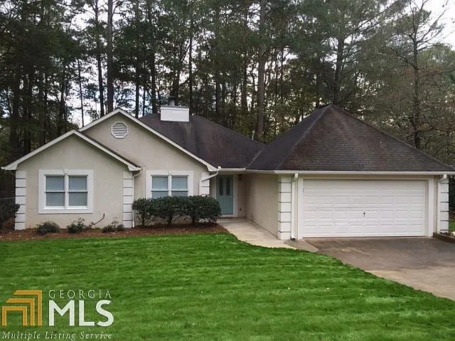 282 Cedardale Dr photo 1