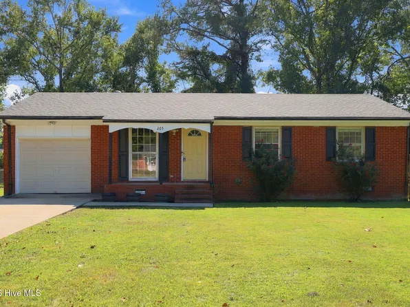 205 Shamrock Drive, Jacksonville, NC 28540