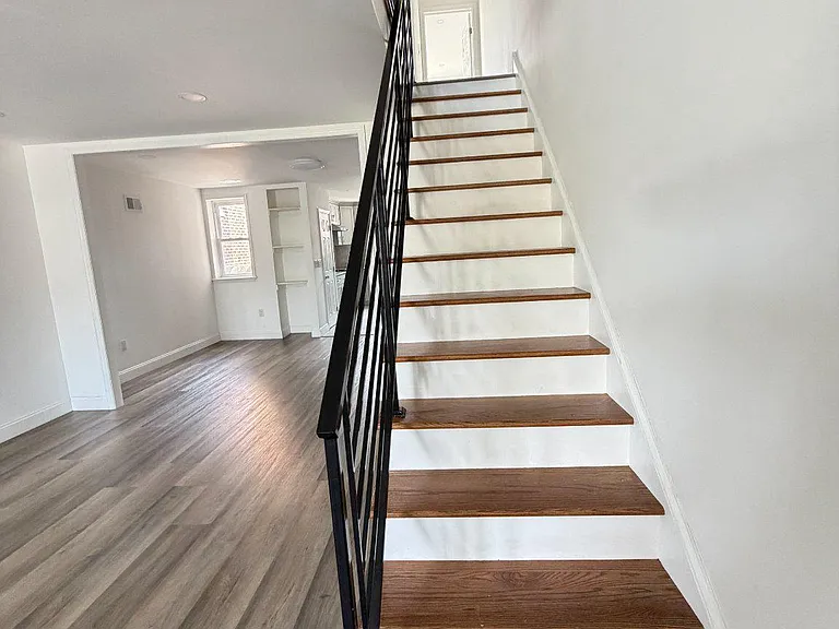 3113 Glenview St — Photo 8