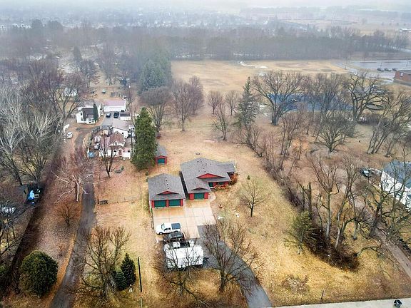 3rd image of 509 Heritage Blvd NW