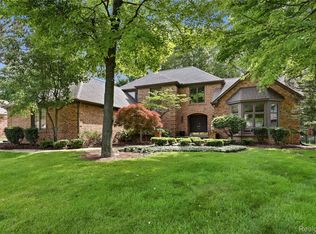 55380 Theo Dr, Shelby Township, MI 48315