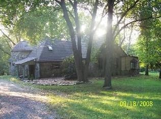 108 Gretna Rd, Pleasant Valley, NY 12569