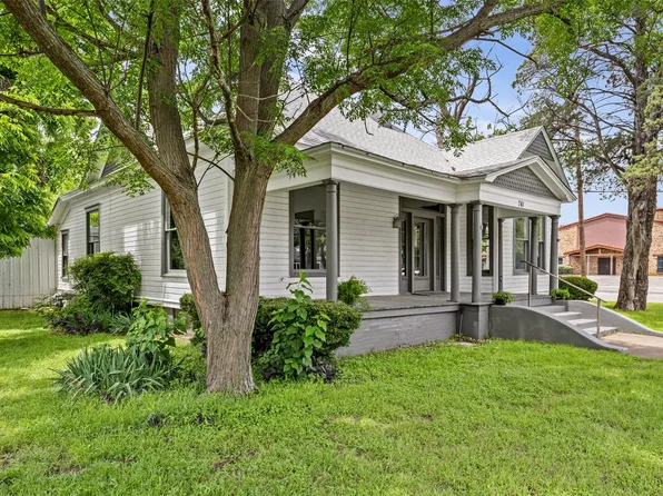 741 N Anglin St, Cleburne, TX 76031