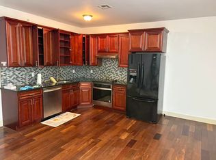 33 Fuller Rd APT 3, Albany, NY 12205