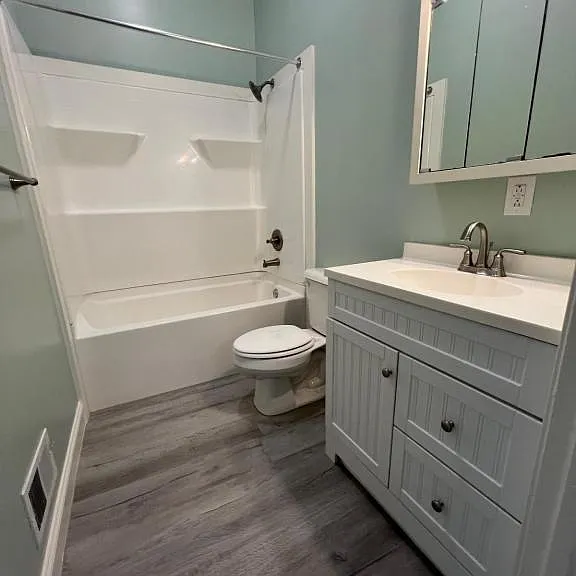 1934 Frankfort Ave #3 — Photo 4