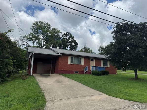737 Price St, Poplar Bluff, MO 63901