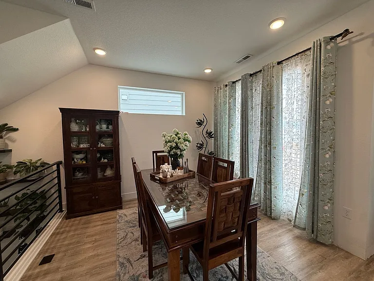 2143 Arikaree Hts — Photo 16