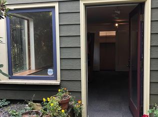 3669 SW Spring Garden Ct #A, Portland, OR 97219