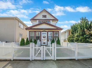 25612 87th Rd, Floral Park, NY 11001