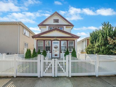 256-12 87th Road, Floral Park, NY, 11001