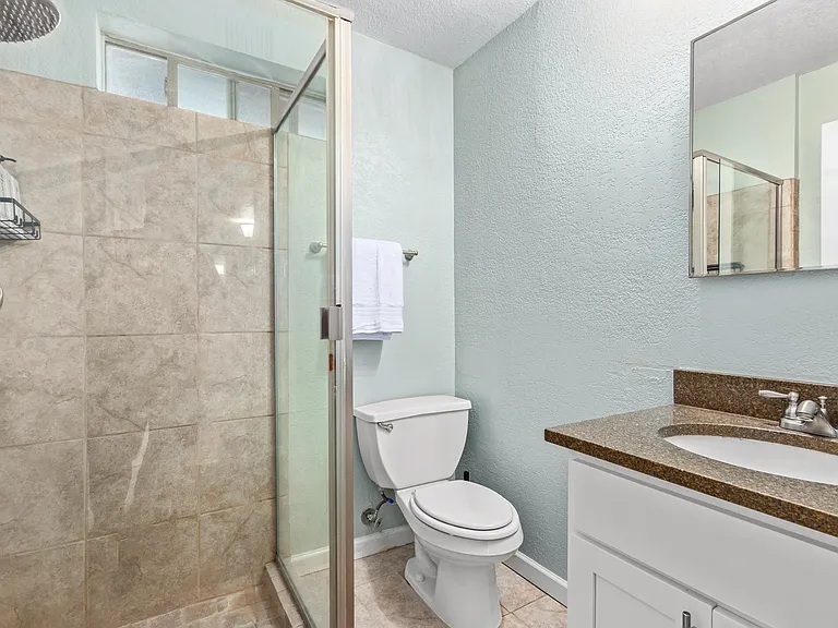 2031 E Orange St — Photo 26