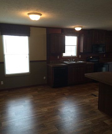5th image of 498 Evins Ln