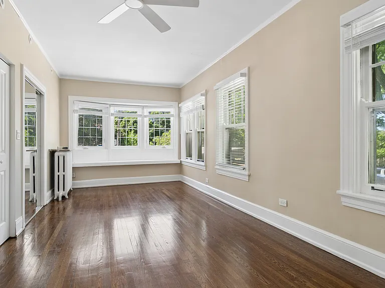 2247 W Estes Ave #1 — Photo 7