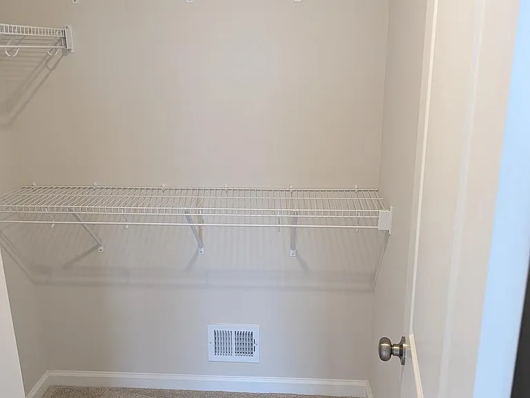 209 Swan Field Ave — Photo 25