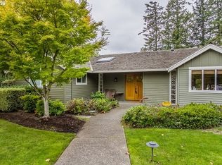 4227 SW 54th Pl, Portland, OR 97221