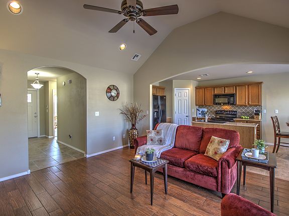 5th image of 4319 N 33rd Ct
