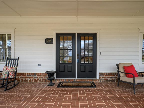 5th image of 3873 Village Center Dr