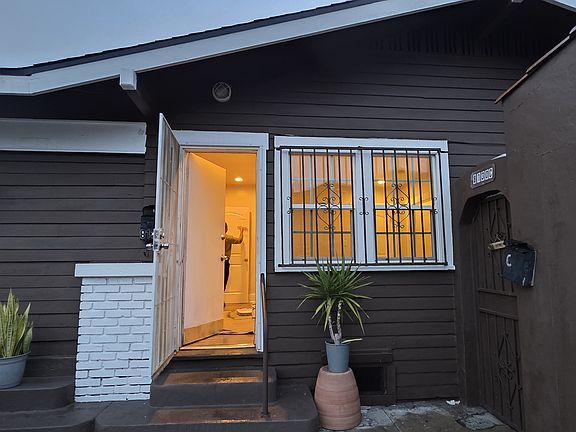 2nd image of 8120 Seville Ave #A