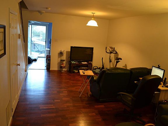 Living/dining room