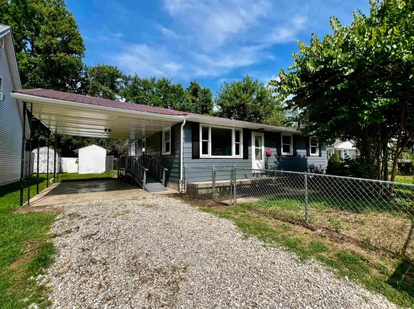 126 North St, Coal Grove, OH 45638