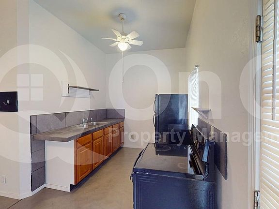 2nd image of 216 E Waverly St Unit 2