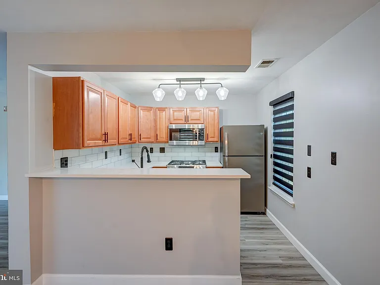 8905 Stone Creek Pl #102 — Photo 8