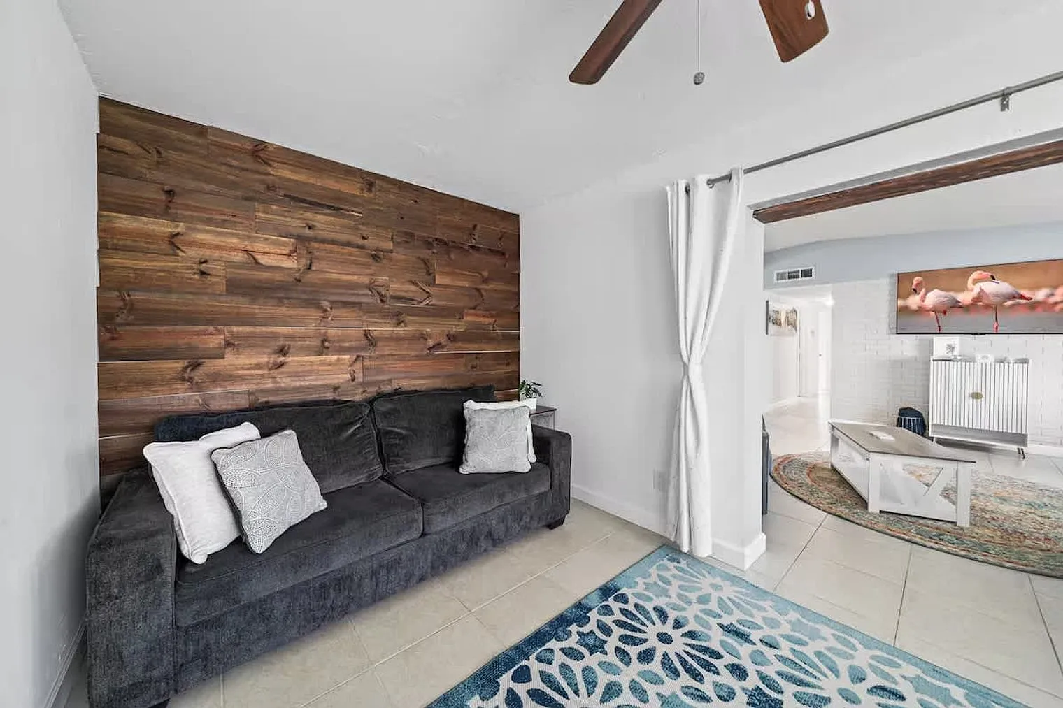 3 bed, 2.0 bath, 1506 sqft, $5,870 — Photo 3