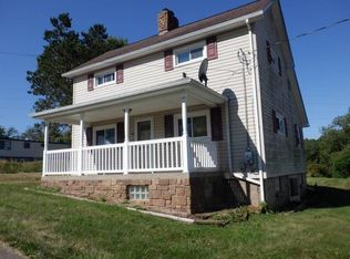 84 Powerhouse Rd, Dillonvale, OH 43917