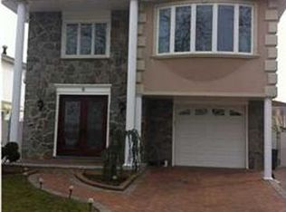 32 Grayson St, Staten Island, NY 10306