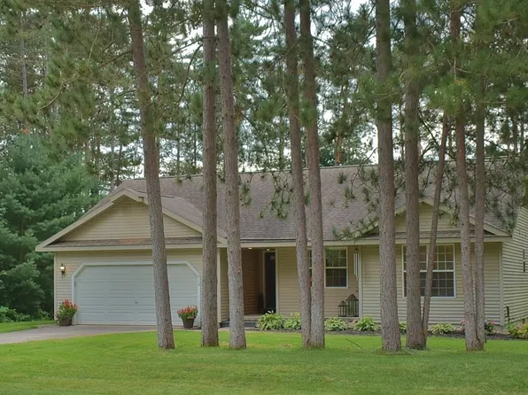 9110 Evergreen Dr, Traverse City, MI 49684