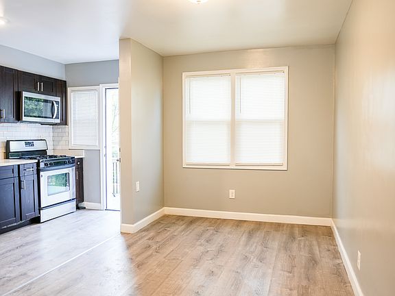 5th image of 1156 Monroe Cir