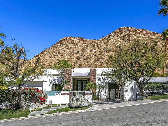3rd image of 3674 Andreas Hills Dr