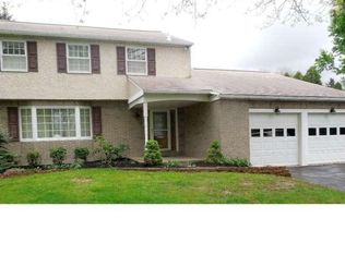 276 Manor Rd, Harleysville, PA 19438