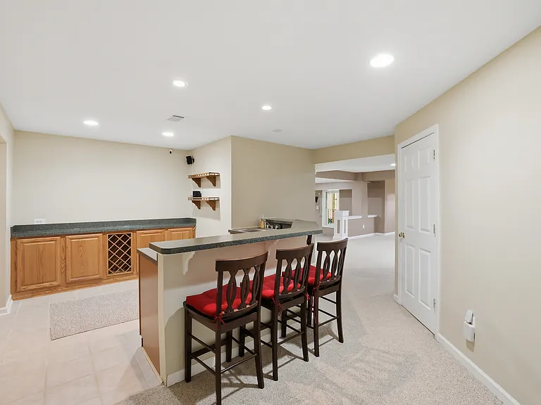 5767 Bush Hill Dr — Photo 49